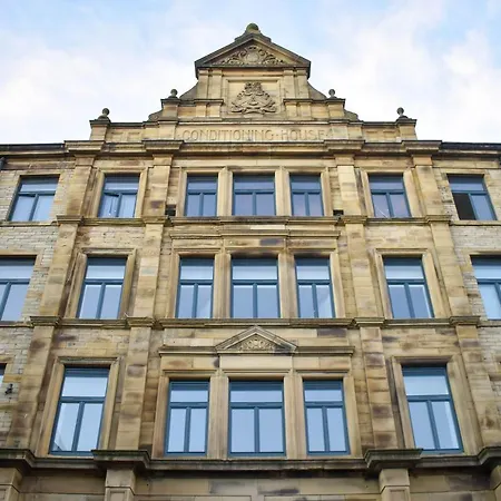 K Suites - Conditioning House Bradford (West Yorkshire)