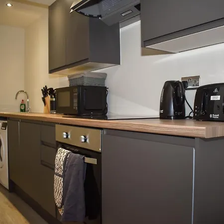 K Suites - Conditioning House * Bradford (West Yorkshire)